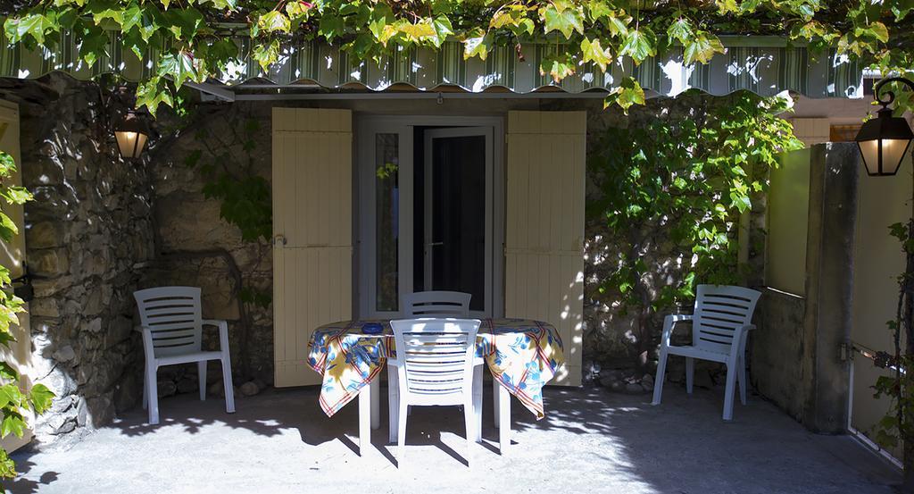 Bollène Maison D'Hotes Lou Geneste المظهر الخارجي الصورة
